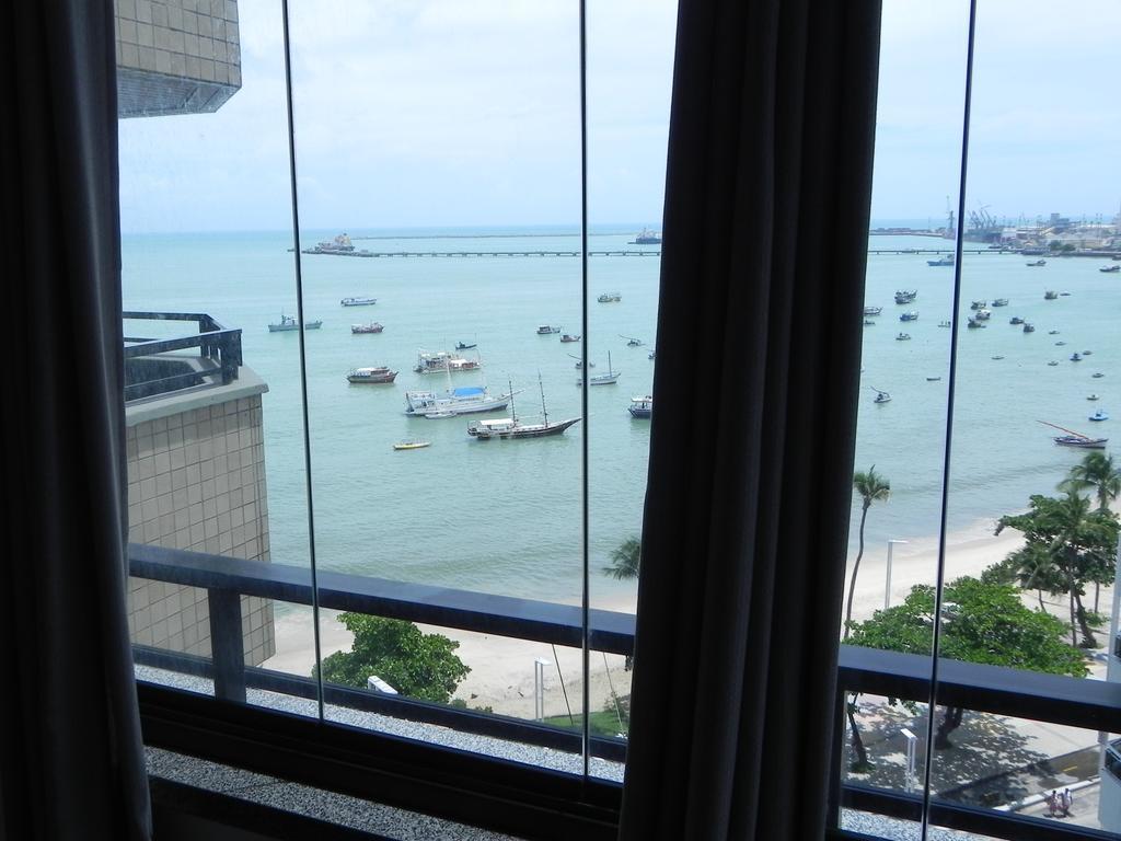 Flat Completo - Frente Ao Mar * Fortaleza (Ceara)